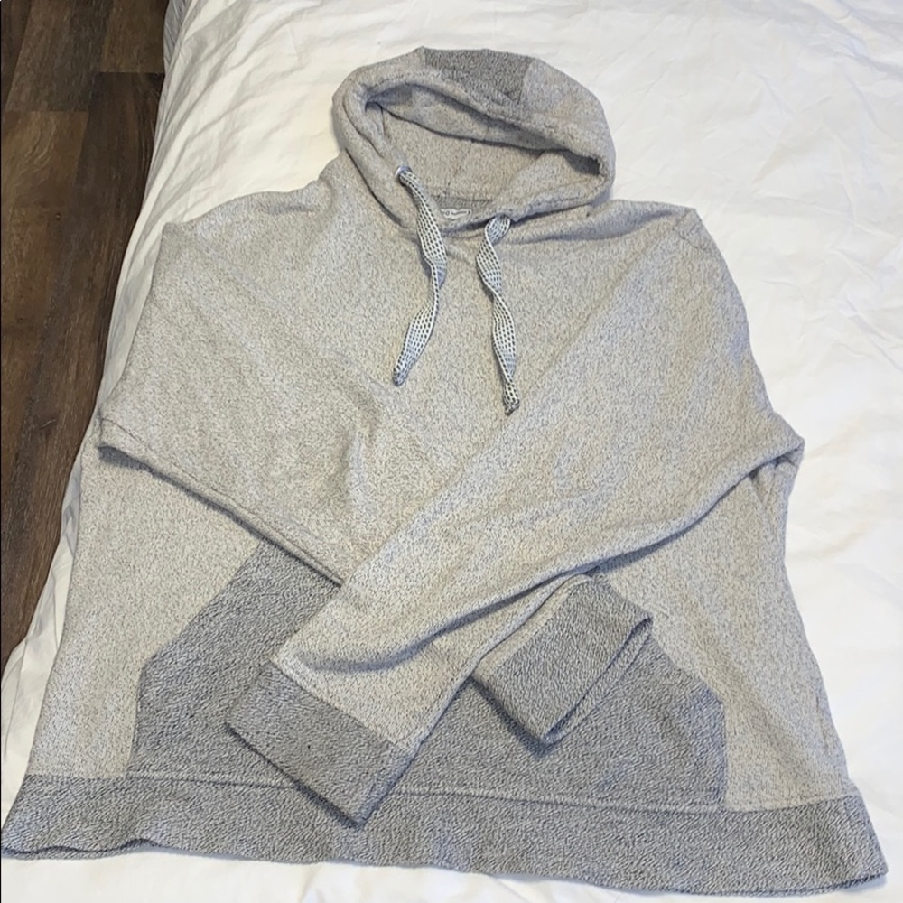 Men’s Light Pullover